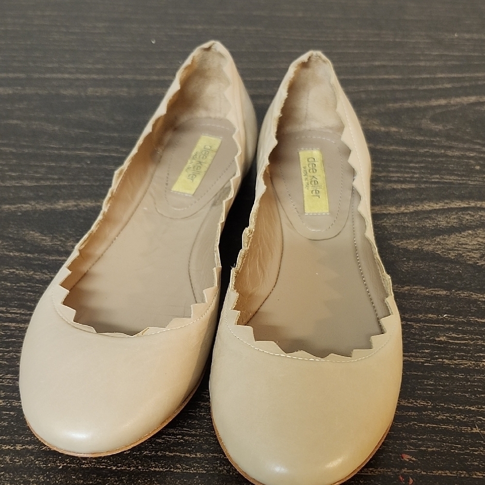 Dee Keller Tan Leather Flats Size 36.5 Or 6